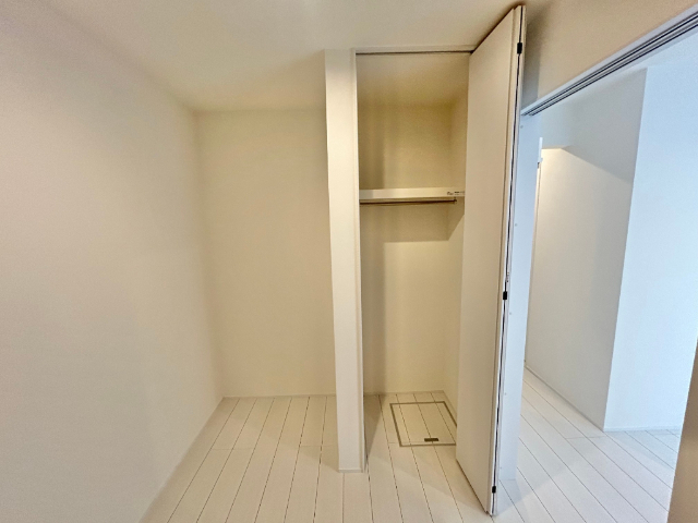 収納　洋間の収納です