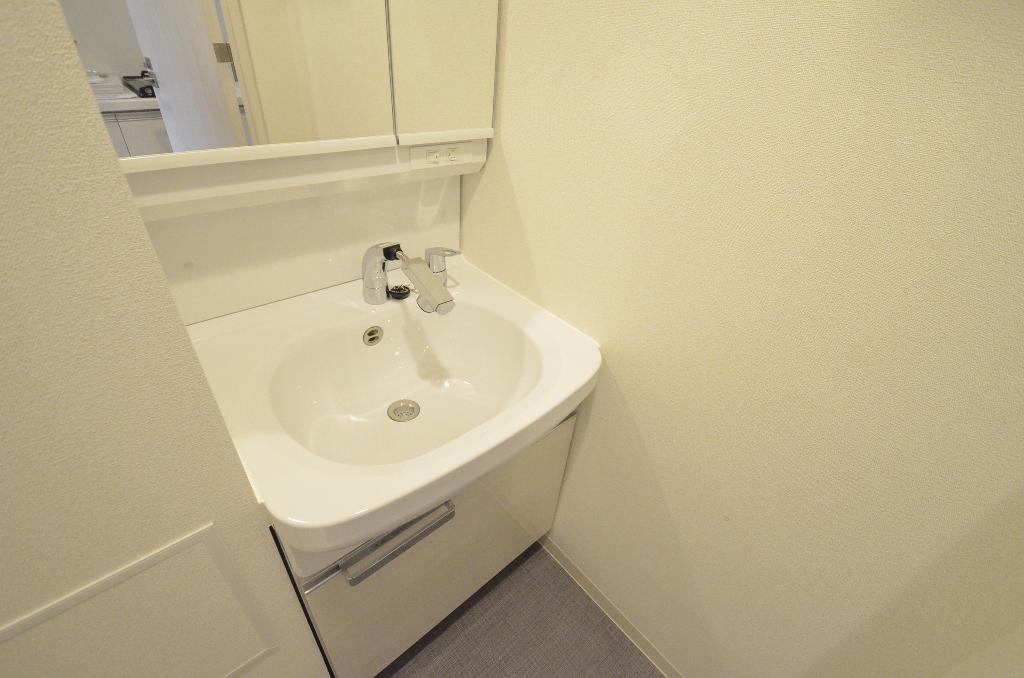 洗面設備　洗髪洗面化粧台