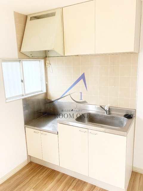 キッチン　キッチンです。