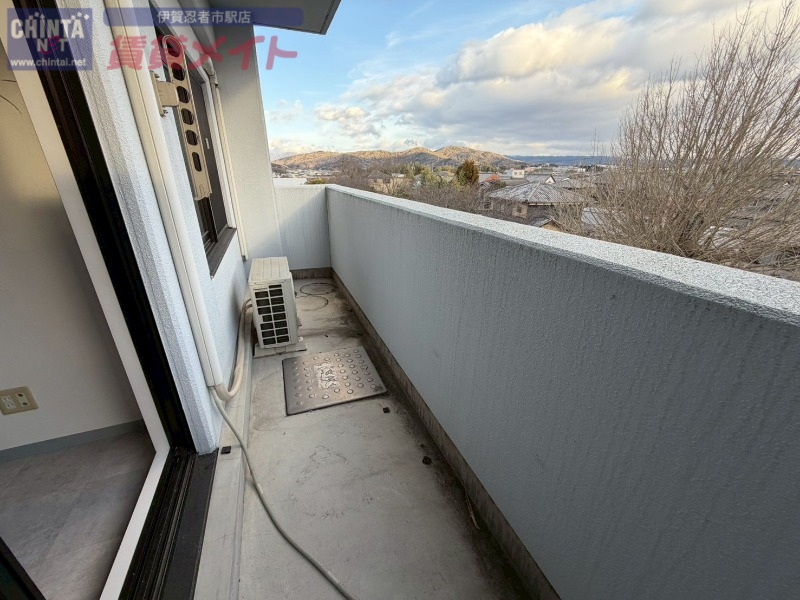 バルコニー　同型参考写真