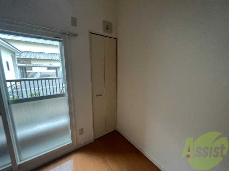 収納　洋室のクローゼット。広さは十分そうです。