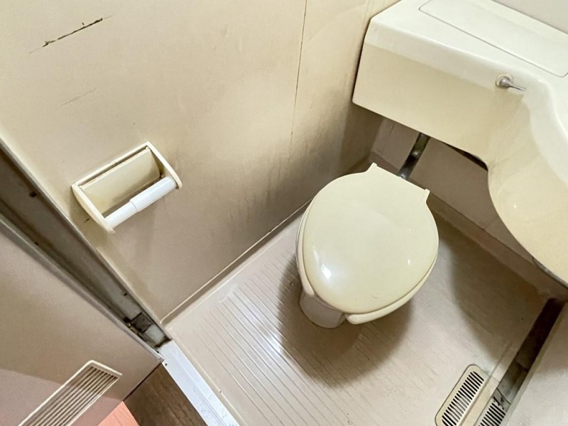 トイレ　トイレ