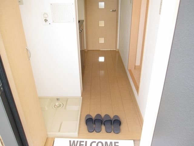 玄関　★お問い合わせはタウンハウジング府中店まで★