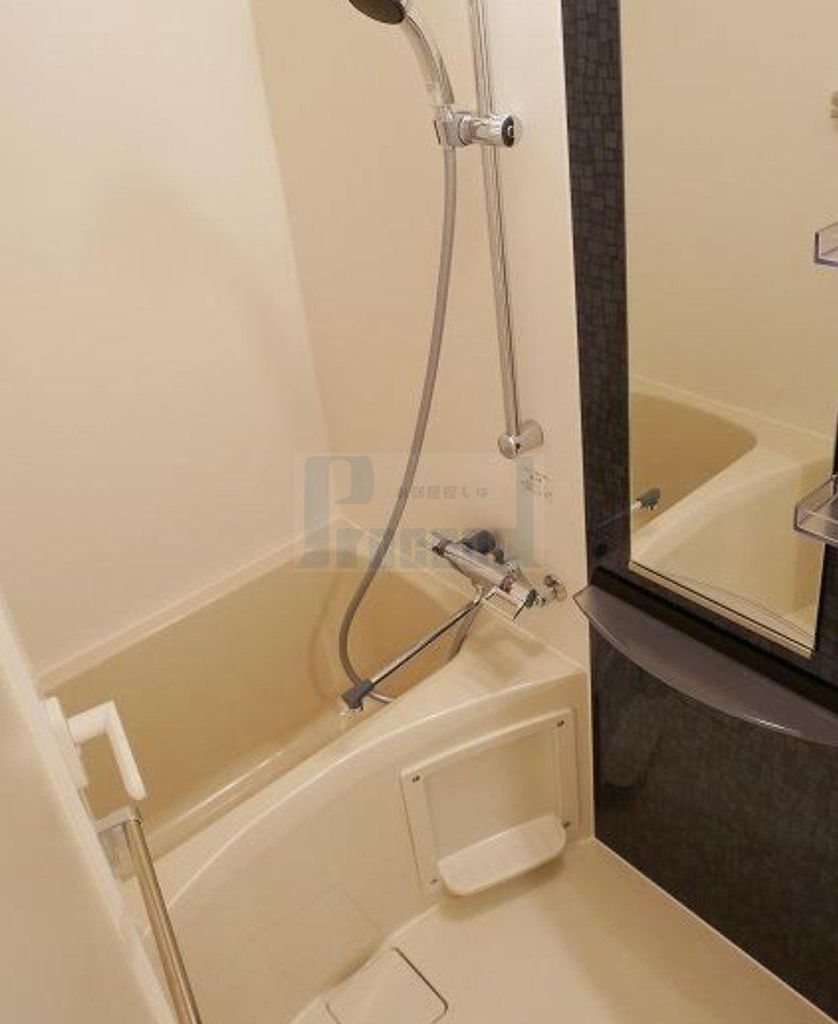 バス・シャワールーム　※別部屋写真