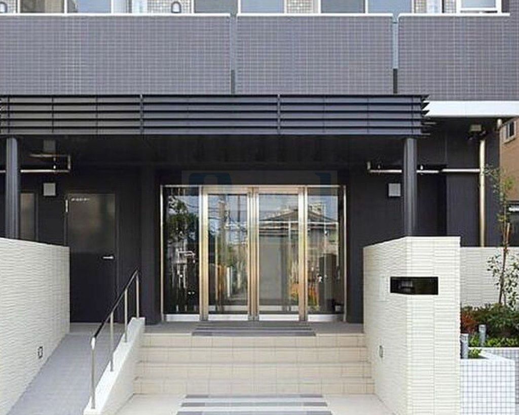 エントランス　きれいなエントランス！