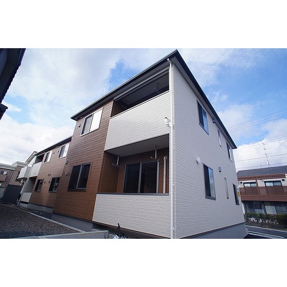 建物外観　スタイリッシュな外観