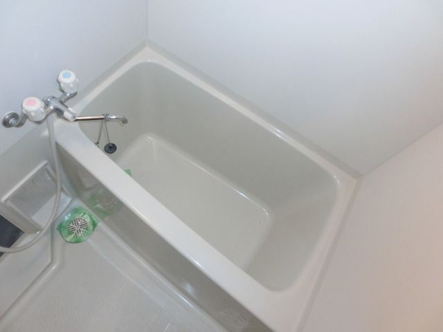 バス・シャワールーム　お問合せはタウンハウジングまで！※現地待合わせ相談可能