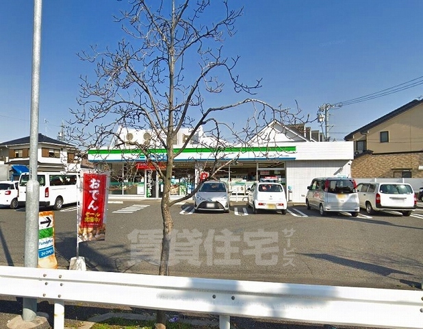 コンビニ　ファミリーマート　辻畑町（コンビニ）まで532m