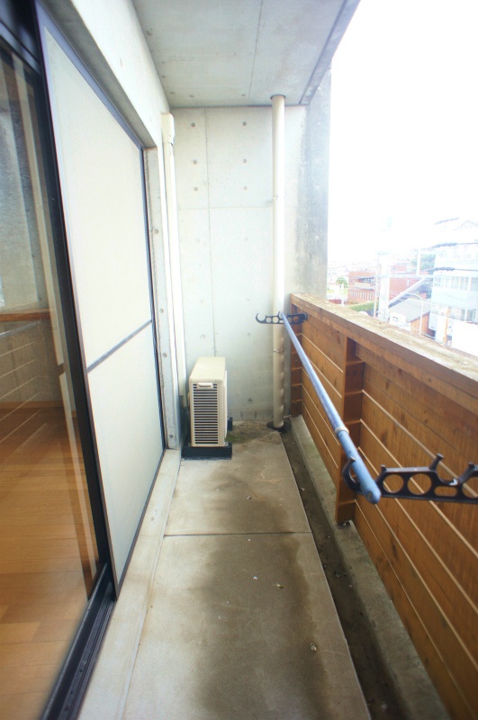 バルコニー　同タイプ　別号室参考写真です。