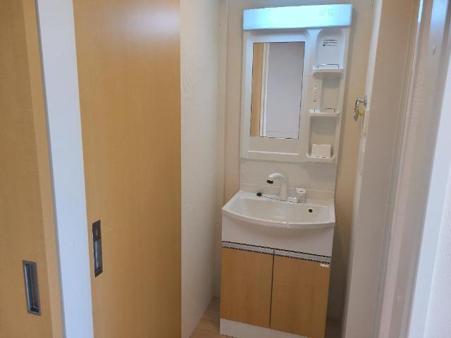 洗面設備　洗髪洗面化粧台