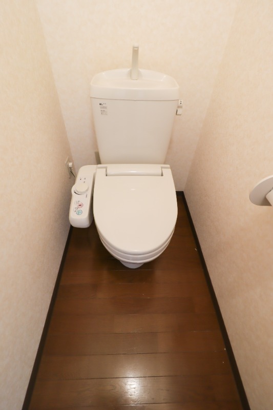 トイレ　図面と現状に相違がある場合には現状を優先