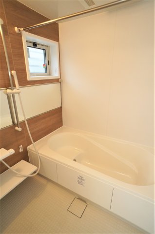 バス・シャワールーム　きれいなお風呂です