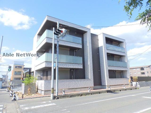 建物外観　建築中