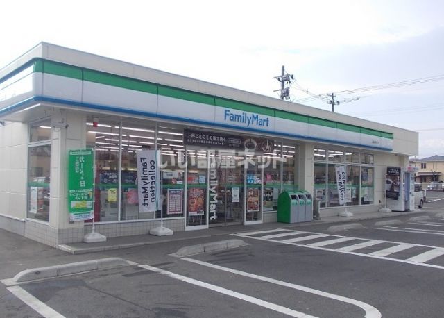 コンビニ　ファミリーマート福島西口店（コンビニ）まで677m