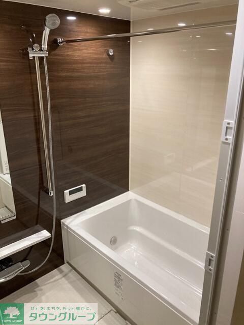 バス・シャワールーム　バス