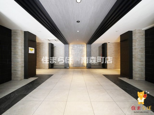 エントランス　共用部の印象も大切に