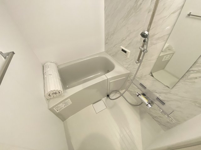 バス・シャワールーム　ゆったり過ごせるお風呂です