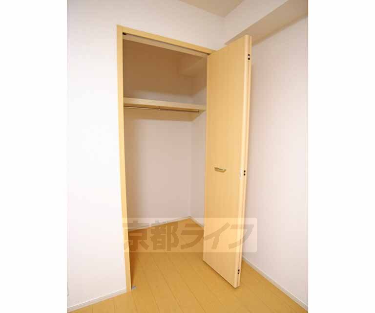 玄関　広々とした玄関です。