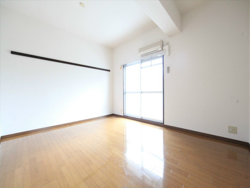 その他部屋・スペース　洋室8.4帖　クローゼット付（収納充実してます）