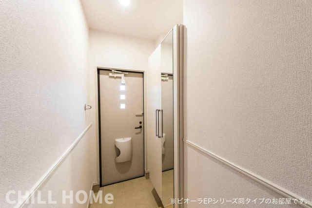 玄関　当社、チルホームのHPもご覧ください(^^)/物件情報多数♪