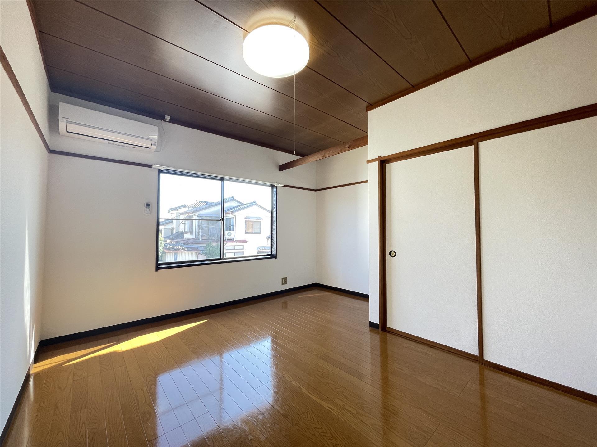 居室・リビング　日当たり良好なお部屋です♪