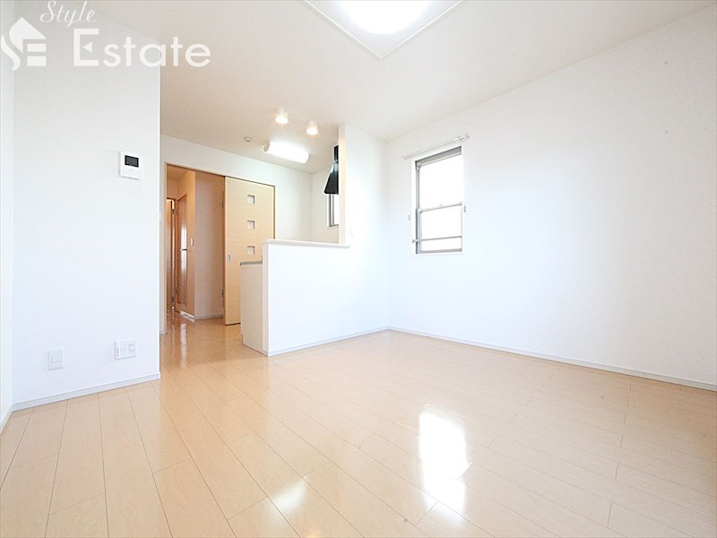 居室・リビング　内装