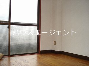 居室・リビング　6畳の間取りです。