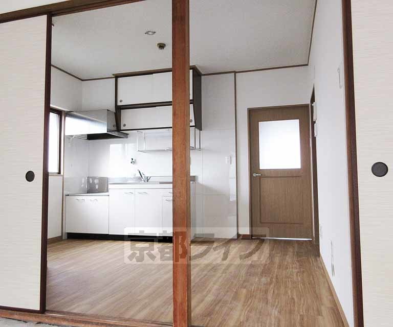 居室・リビング　充分な広さ！とっても綺麗なダイニングキッチン６帖です