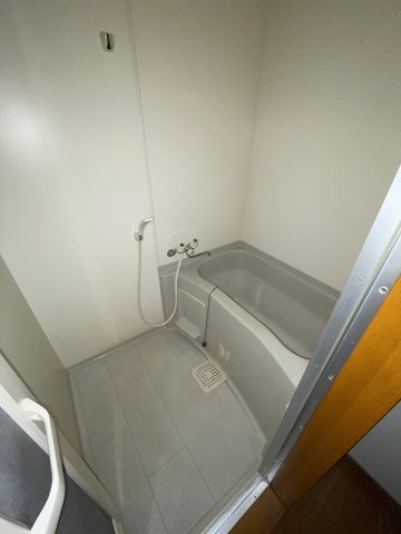 バス・シャワールーム　別のお部屋の写真です