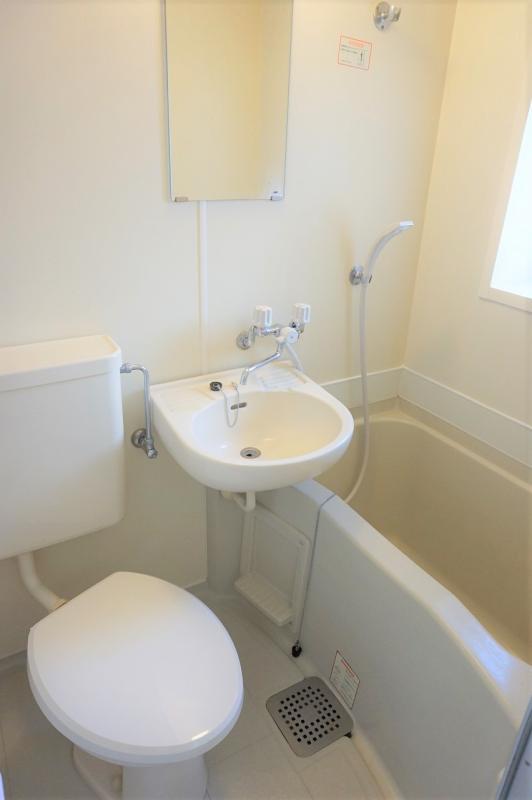 バス・シャワールーム　バス