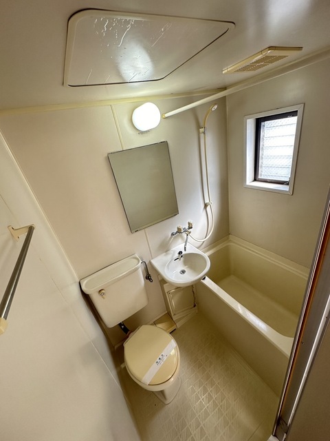 バス・シャワールーム　別部屋参考写真です