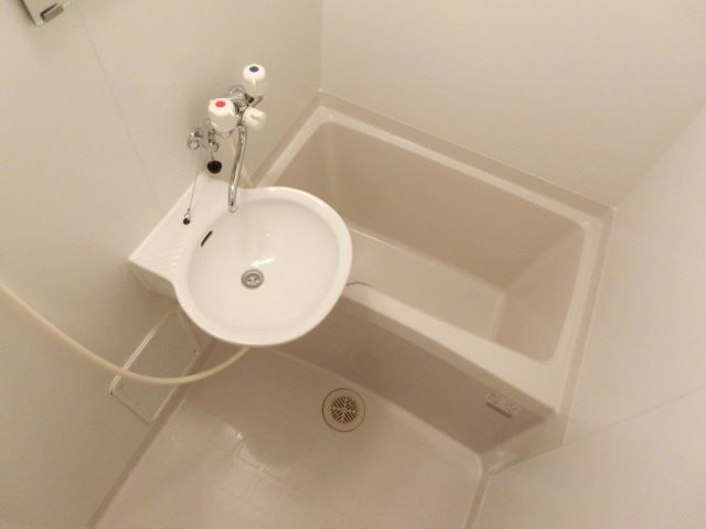 バス・シャワールーム　別室参照　現状優先