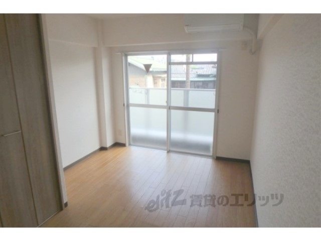 居室・リビング　洋室