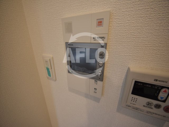 セキュリティ　セレニテ天満橋アリア　TVモニター付きインターホン