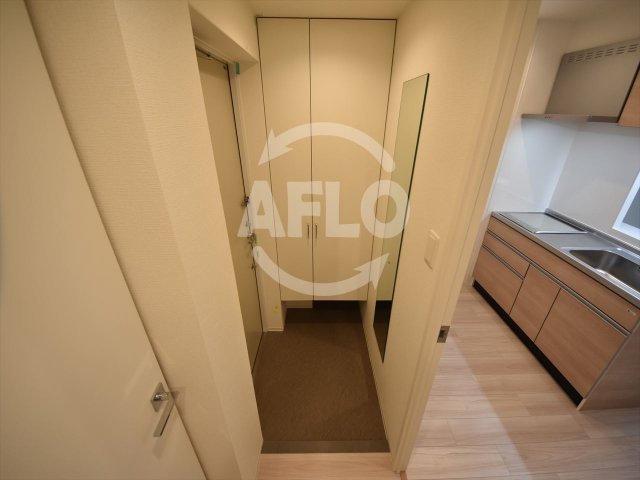 玄関　セレニテ天満橋アリア　玄関