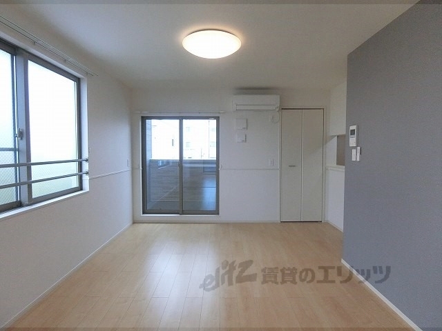 居室・リビング　リビング