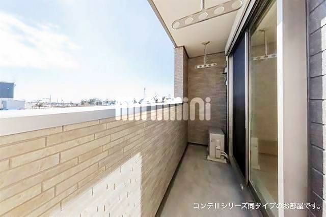 バルコニー　同型モデル