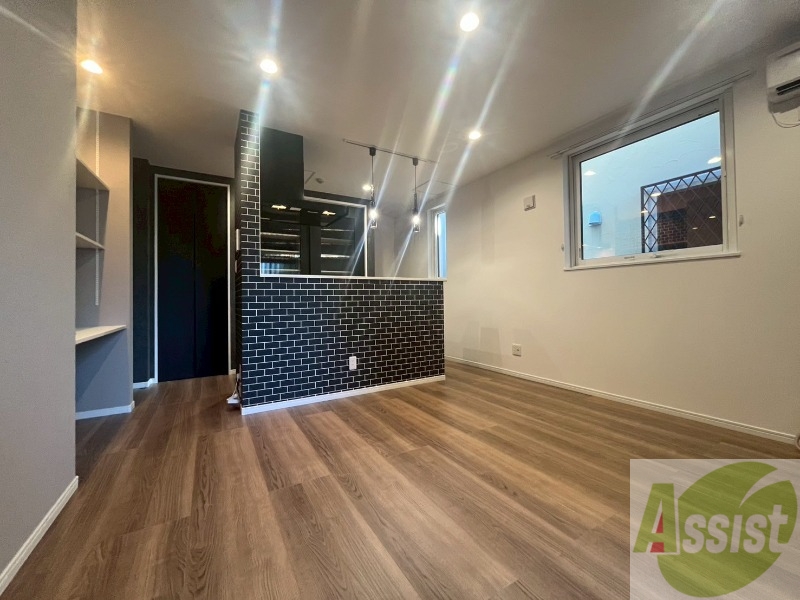 居室・リビング　広くてきれいなリビングです！快適に過ごせそうですね。