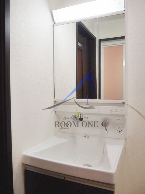 洗面設備　洗面台です。