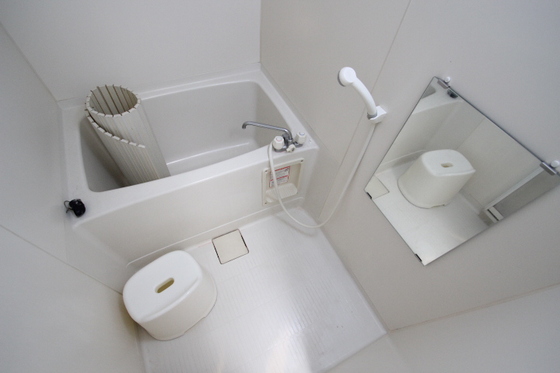 バス・シャワールーム　他号室の写真です。