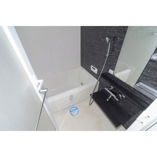 バス・シャワールーム　バスルーム