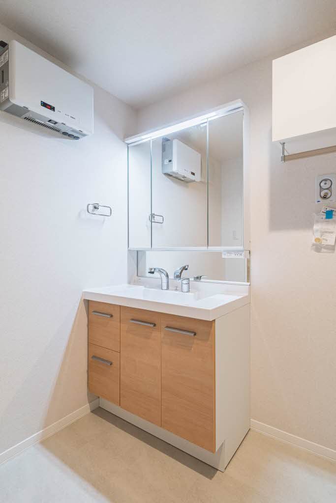 洗面設備　洗面化粧台