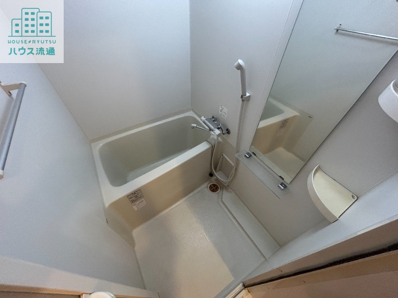 バス・シャワールーム　※別号室の写真です