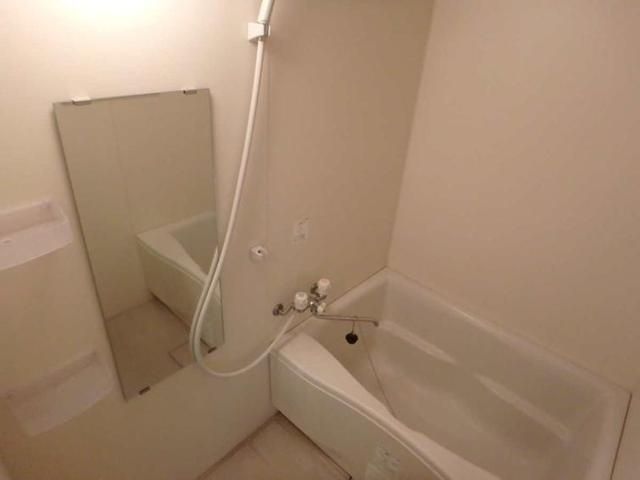 バス・シャワールーム　ゆったりサイズバス