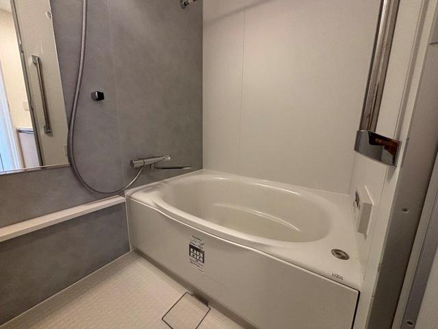 バス・シャワールーム　バスルーム