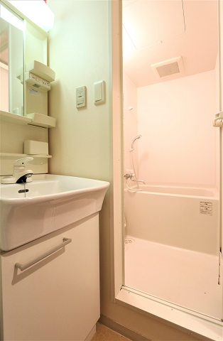 洗面設備　朝のお支度はこちらでバッチリ