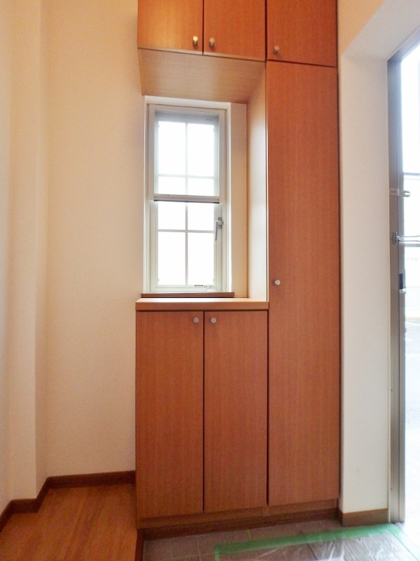 玄関　図面と現状に相違がある場合には現状を優先