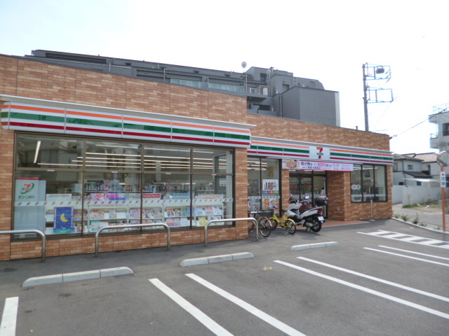 コンビニ　セブンイレブン大田区東蒲田キネマ通り店（コンビニ）まで228m