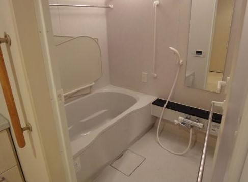 バス・シャワールーム　別部屋参考写真