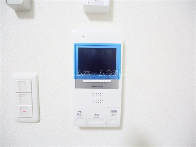 セキュリティ　TVモニター付インターホン